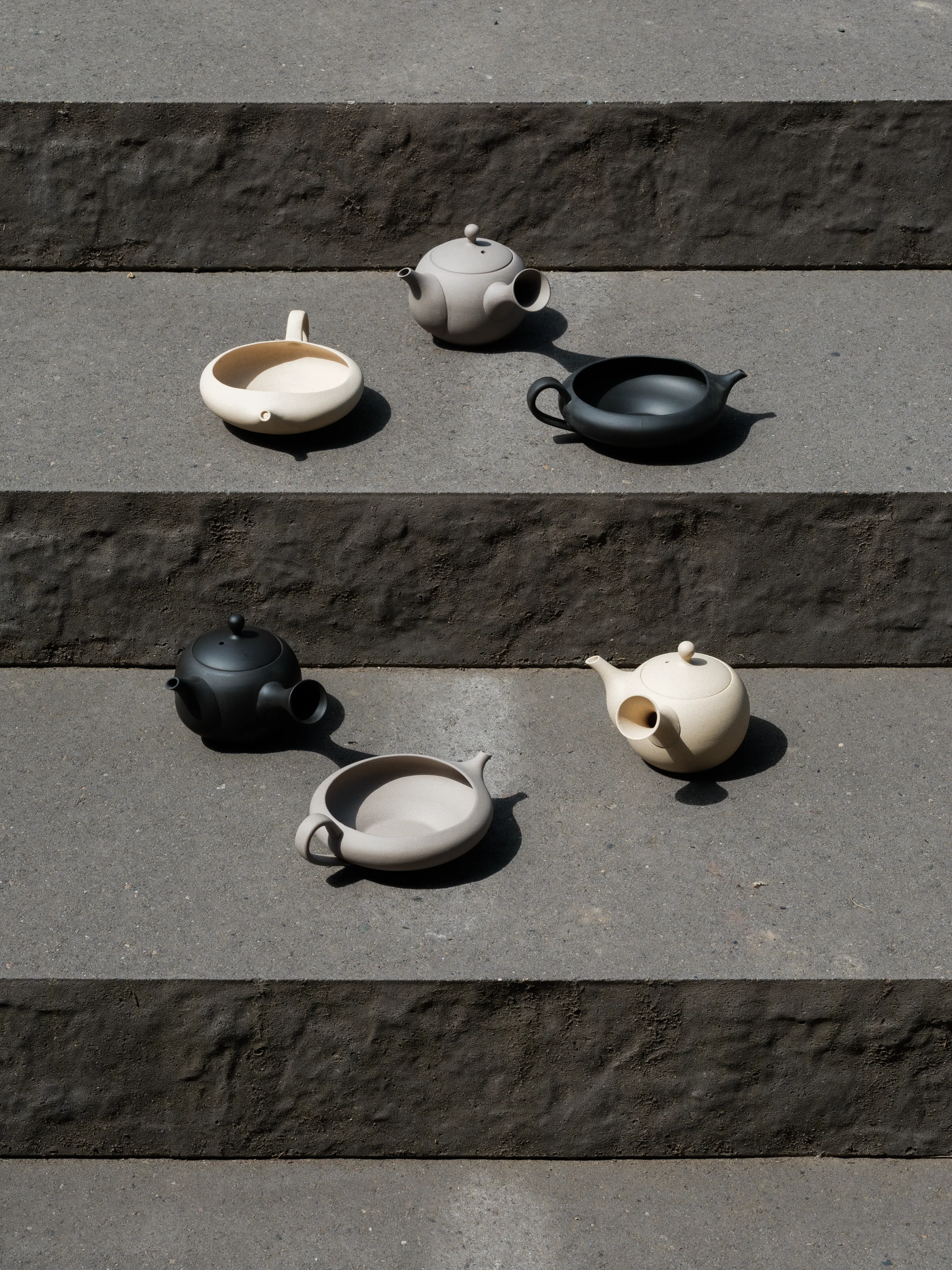 Black Tokoname Kyusu Teapot - Image 3