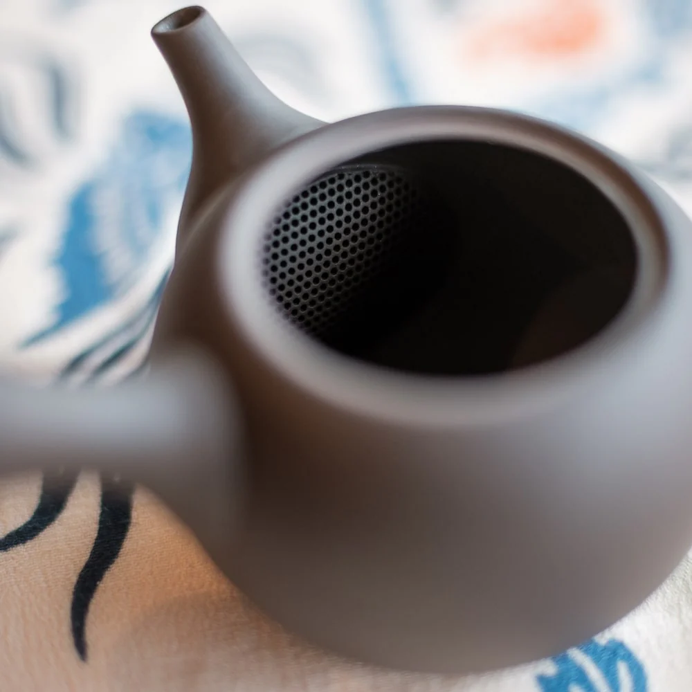 Black Tokoname Kyusu Teapot - Image 5